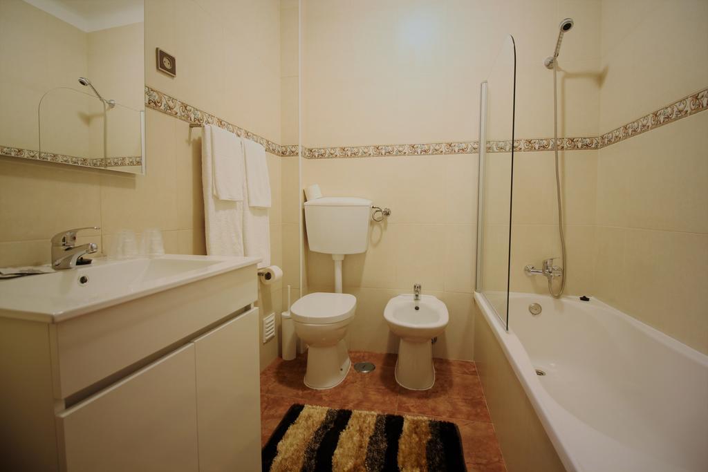 Apartamentos Gaivota Holidays Nazaré Eksteriør billede